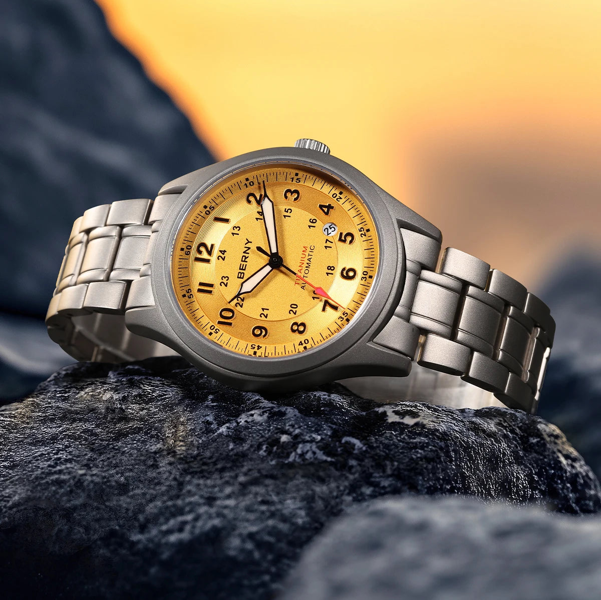 BERNY Titanium Automatic Men's Field Watches Date Sapphire Super Luminous Sports Easy Read Outdoor 10ATM Mechanical Pilot Watch