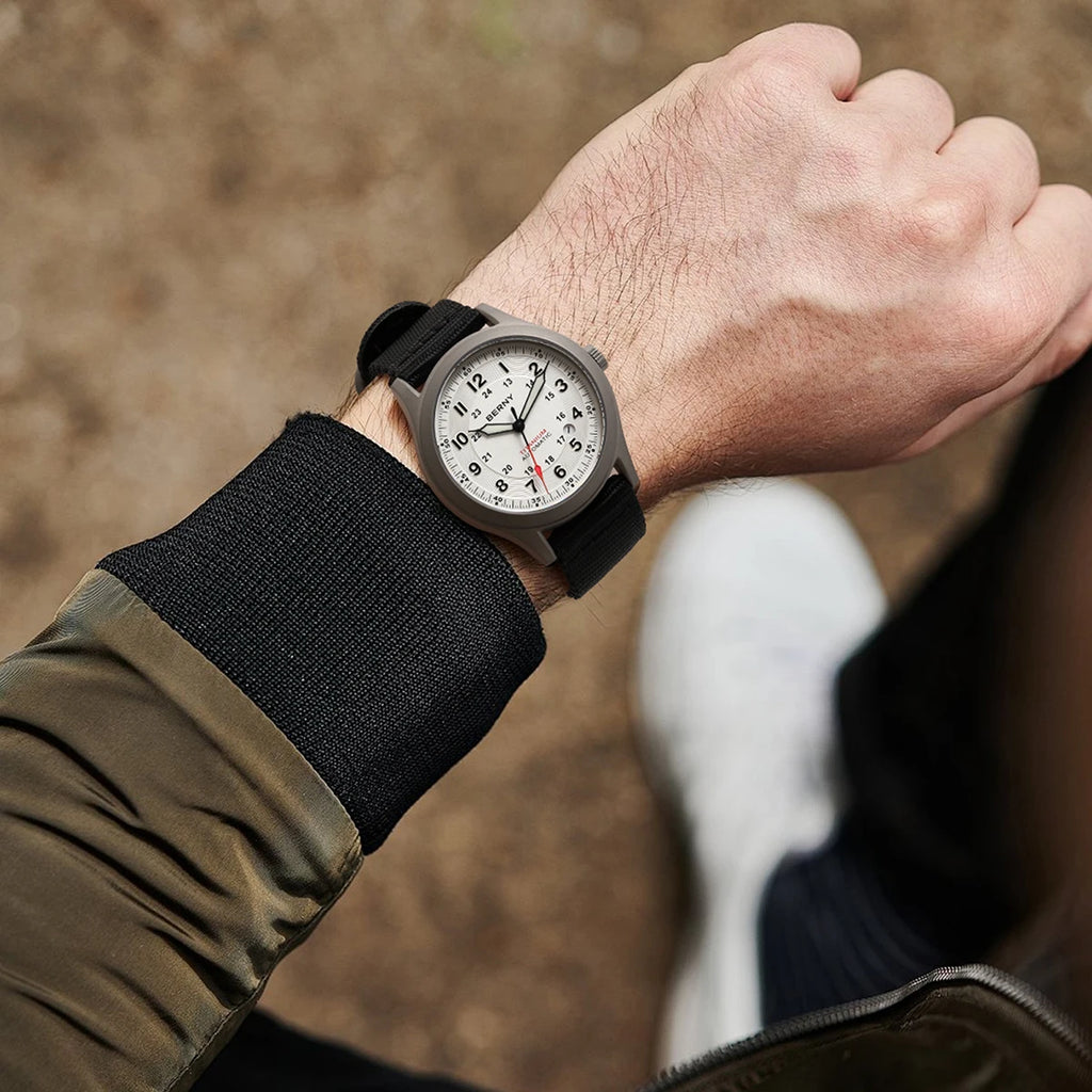 BERNY Titanium Automatic Men's Field Watches Date Sapphire Super Luminous Sports Easy Read Outdoor 10ATM Mechanical Pilot Watch